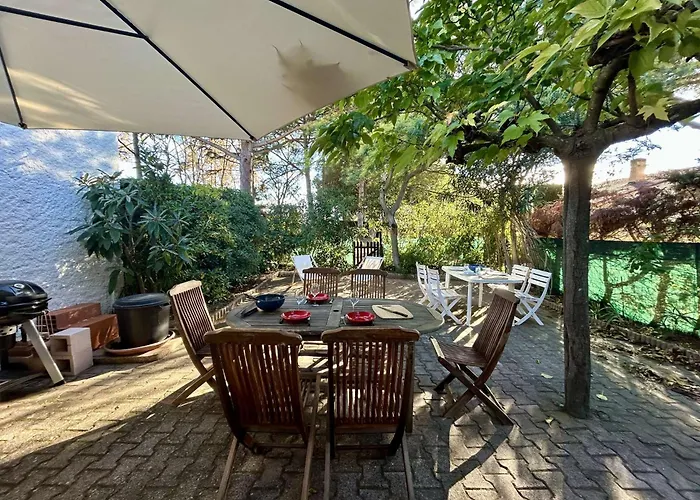 Jolie Maison Avec Terrasse Cyprien Sc175-489 Vila